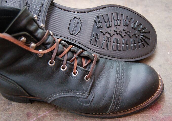Red Wing Service