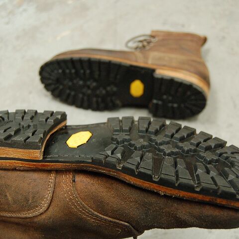 Vibram 132 prošívaný do drážky